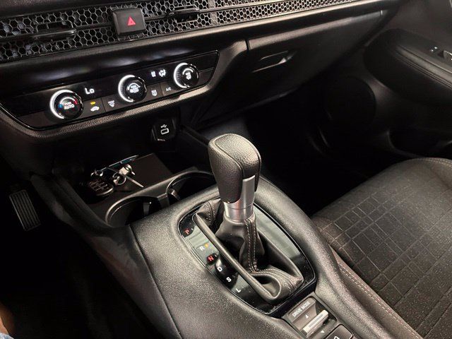 Used 2024 Honda HR-V LX image 30