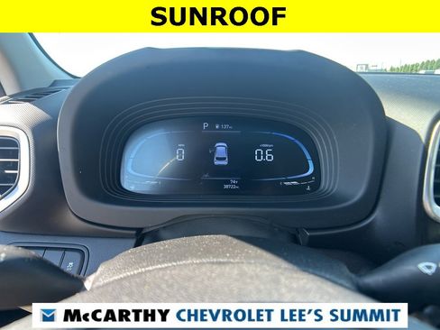 Used 2024 Hyundai Venue SEL image 45