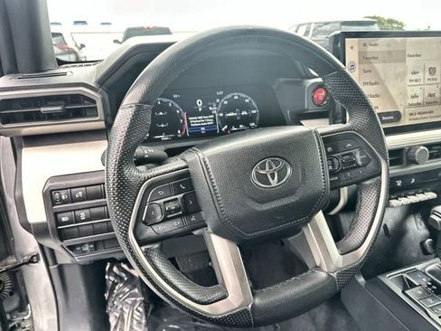 Used 2024 Toyota Tacoma TRD Off-Road image 11