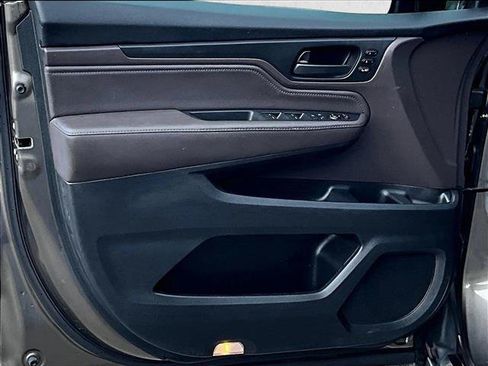 Used 2018 Honda Odyssey Touring image 17
