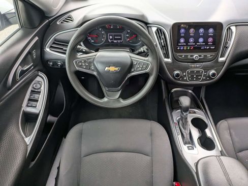Used 2024 Chevrolet Malibu LT FWD image 14