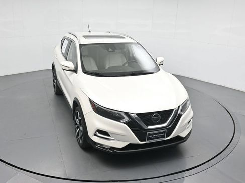 Used 2020 Nissan Rogue Sport SL w/ Premium Package FWD image 40