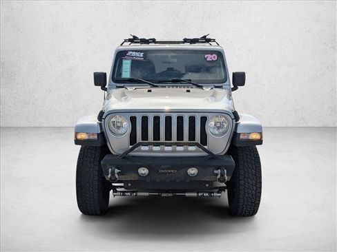 Used 2020 Jeep Wrangler Unlimited Sahara AWD/4WD image 2