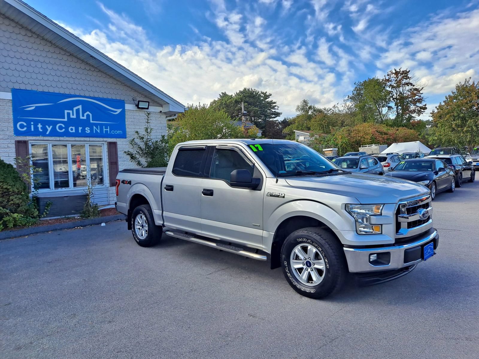 Used 2017 Ford F150 XLT AWD/4WD image 2