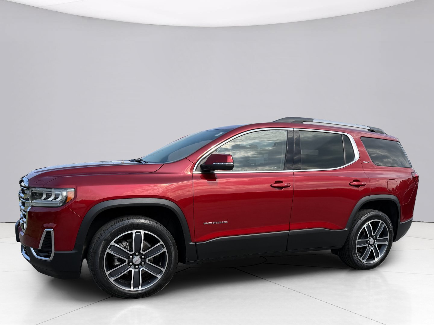 Used 2023 GMC Acadia SLT w/ Preferred Package AWD/4WD image 3