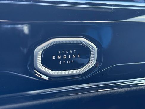 New 2026 Jeep Grand Cherokee Altitude RWD image 19