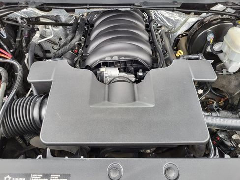 Used 2015 Chevrolet Silverado 1500 LTZ w/ LTZ Plus Package AWD/4WD image 34