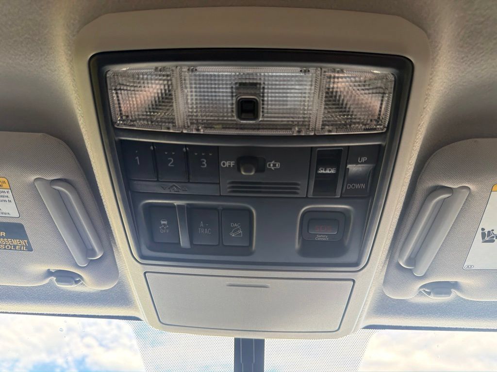 Used 2019 Toyota 4Runner Limited AWD/4WD image 30