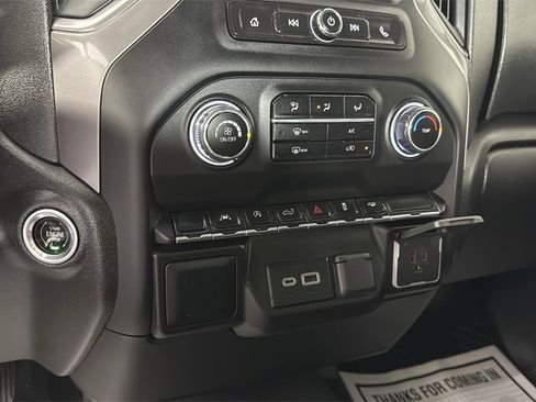 Used 2024 Chevrolet Silverado 1500 Custom image 21