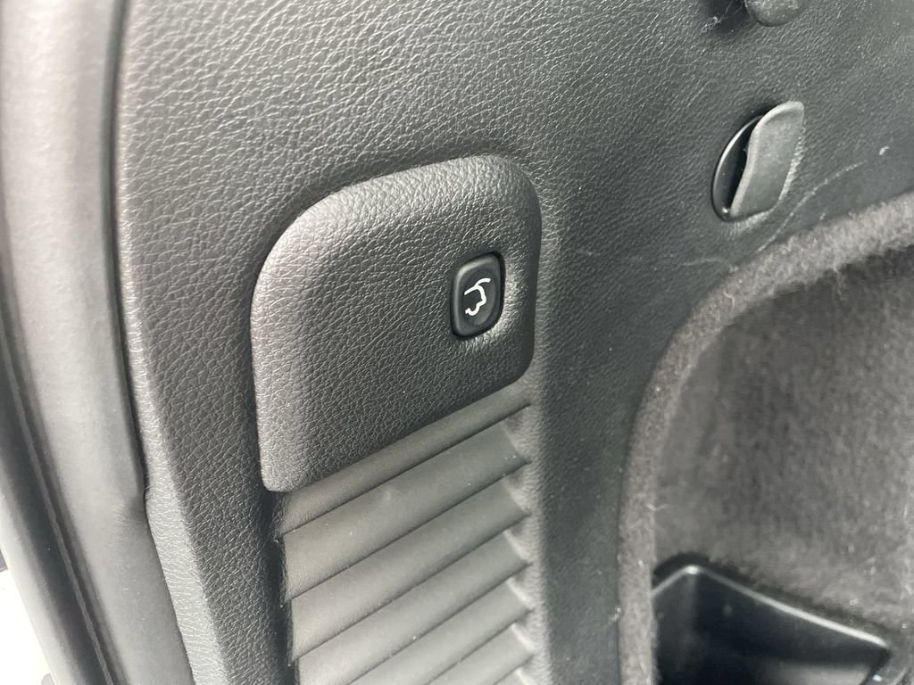 Used 2019 Jeep Grand Cherokee Altitude AWD/4WD image 38