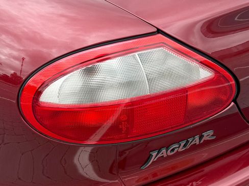 Used 1997 Jaguar XK8 Convertible RWD image 35