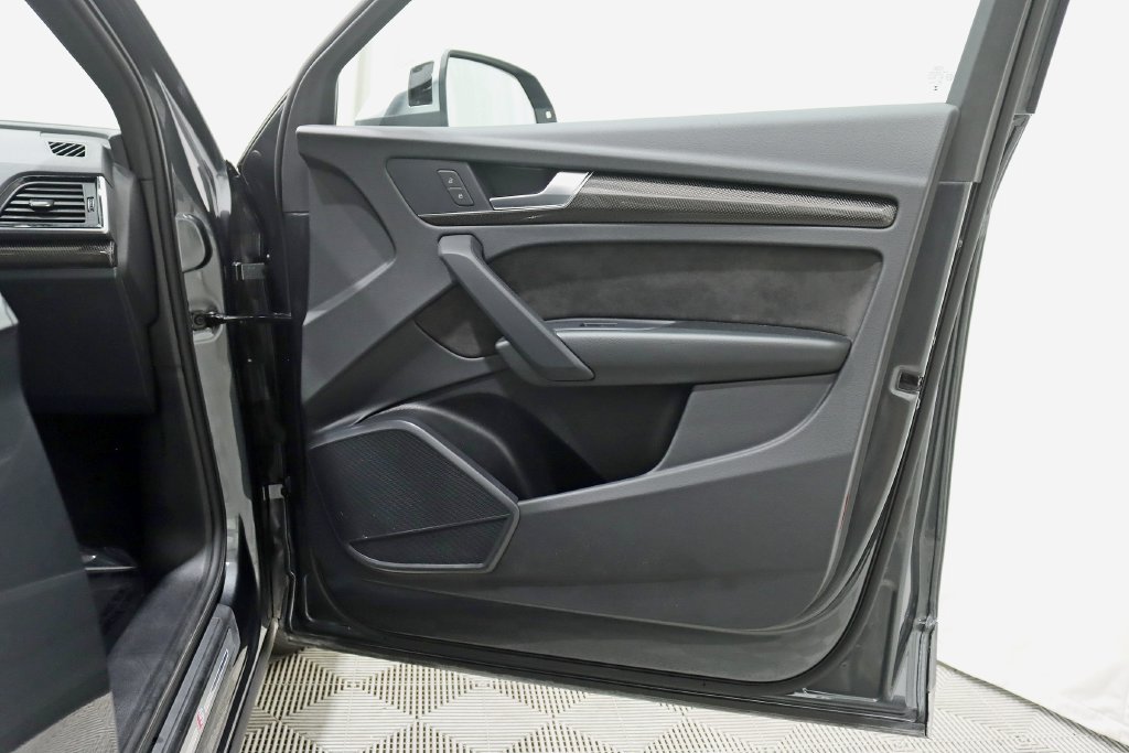 Used 2024 Audi SQ5 Premium w/ 21" Wheel Package AWD/4WD image 28
