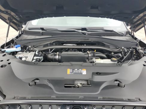 Certified 2025 Lincoln Aviator Reserve w/ Equipment Group 201A AWD/4WD image 8