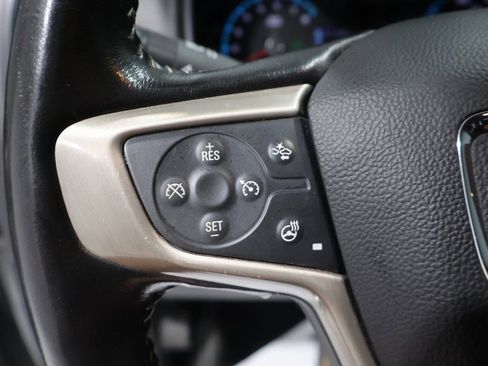 Used 2018 GMC Canyon Denali image 34