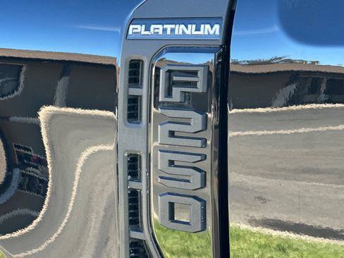 Used 2026 Ford F250 Platinum AWD/4WD image 24