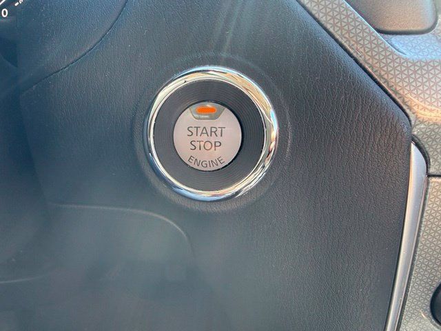 Used 2018 Nissan Pathfinder SL w/ SL Premium Package AWD/4WD image 24