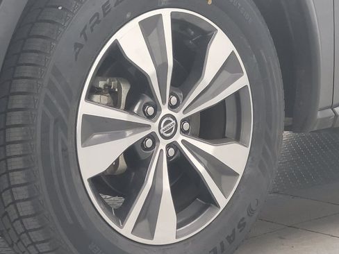 Used 2021 Nissan Murano SV FWD image 31