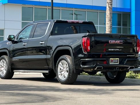 Used 2022 GMC Sierra 1500 Denali w/ Technology Package AWD/4WD image 6