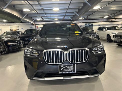 Used 2023 BMW X3 xDrive30i w/ Premium Package image 6