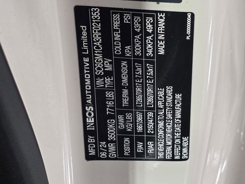 Used 2024 INEOS Grenadier Fieldmaster Edition image 22