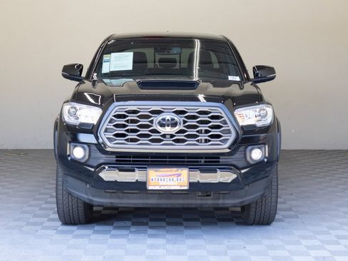 Used 2023 Toyota Tacoma TRD Sport image 4