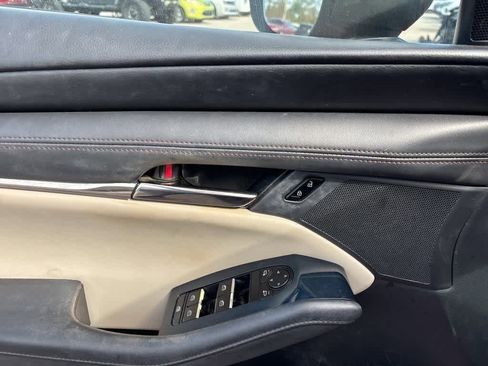 Used 2019 MAZDA MAZDA3 AWD Sedan w/ Select Package image 8