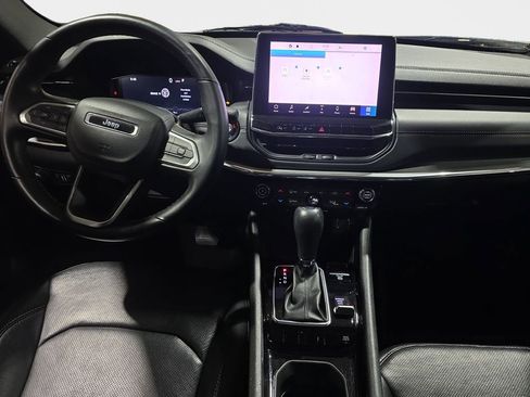 Used 2022 Jeep Compass Limited w/ (RED) Package image 15