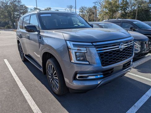 Used 2025 Nissan Armada Platinum Reserve image 1