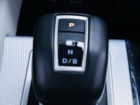 Used 2023 Mitsubishi Outlander SEL image 16