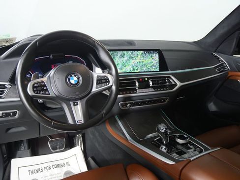 Used 2022 BMW X7 xDrive40i w/ M Sport Package image 23