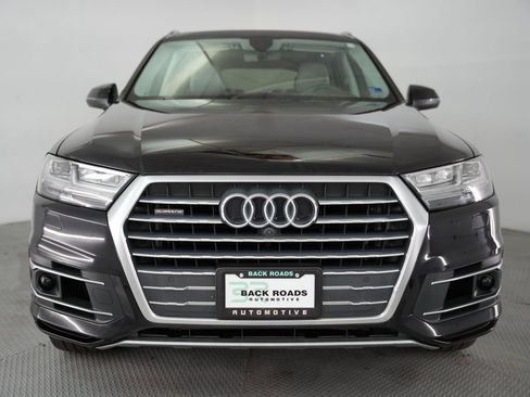 Used 2018 Audi Q7 3.0T Prestige AWD/4WD image 2