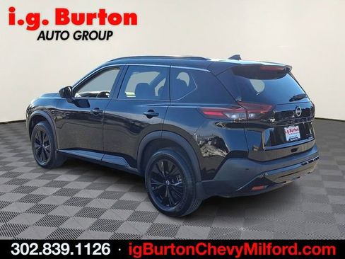 Used 2023 Nissan Rogue SV w/ SV Premium B Package image 4