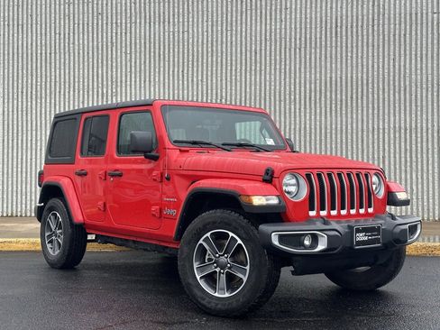 Used 2023 Jeep Wrangler Sahara image 6