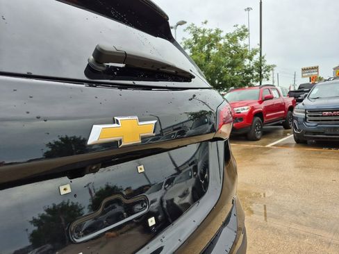 Used 2023 Chevrolet Equinox LT FWD image 29