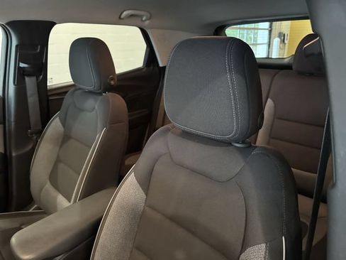 Used 2024 Chevrolet TrailBlazer LT w/ LT Cold Weather Package FWD image 12