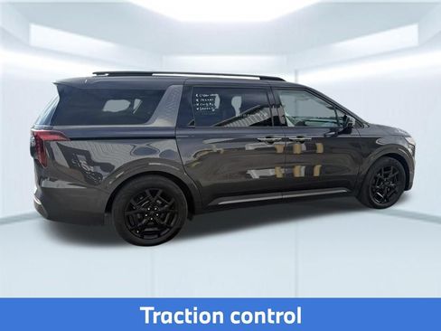 Used 2025 Kia Carnival SX Prestige FWD image 12
