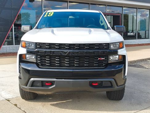 Used 2019 Chevrolet Silverado 1500 Custom Trail Boss w/ Custom Convenience Package AWD/4WD image 2