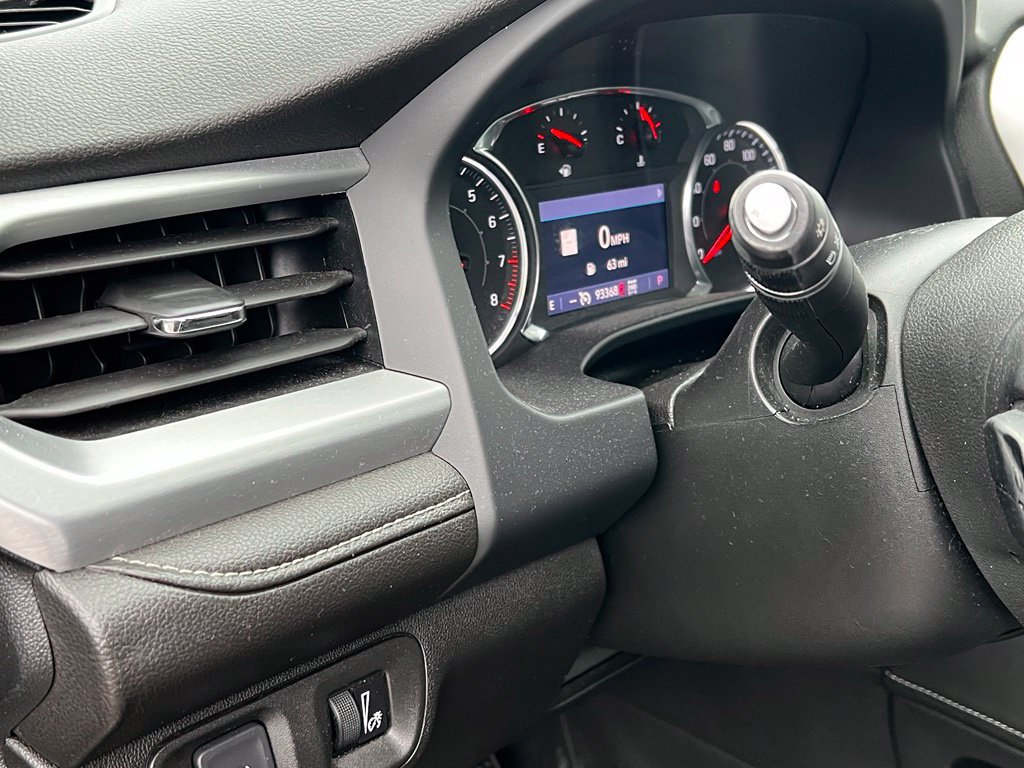 Used 2020 GMC Acadia SLT AWD/4WD image 18