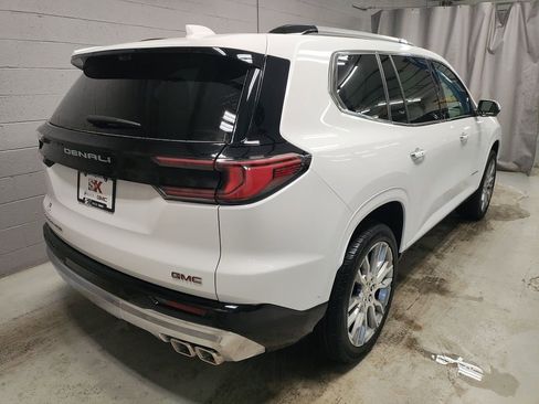 New 2026 GMC Acadia Denali w/ Super Cruise Package image 2