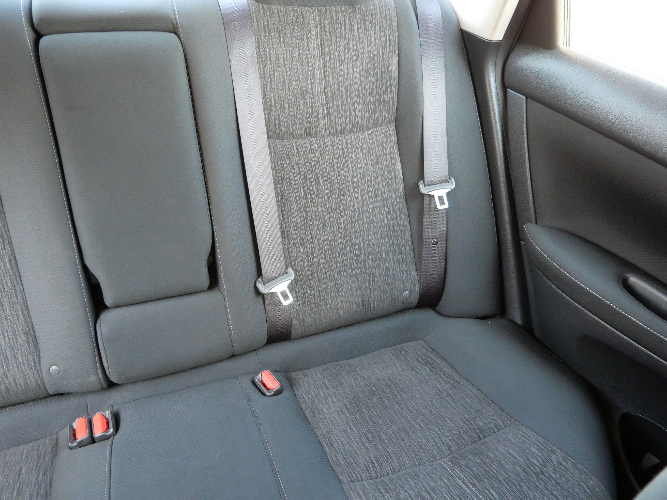 Used 2015 Nissan Sentra SV FWD image 14