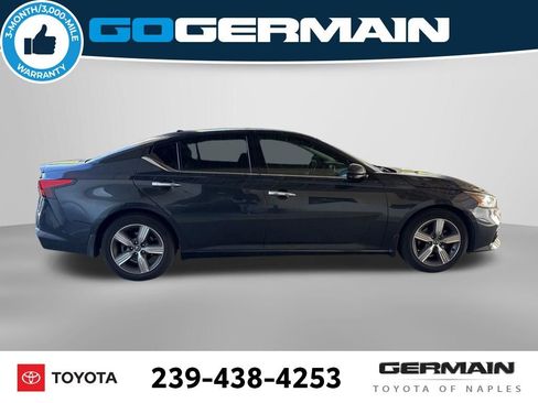 Used 2019 Nissan Altima 2.5 SV image 10