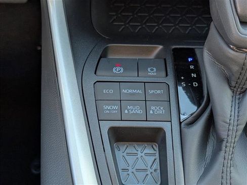 New 2025 Toyota RAV4 XLE image 21