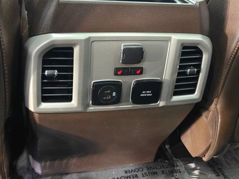 Used 2022 Ford F350 King Ranch w/ King Ranch Ultimate Package AWD/4WD image 39