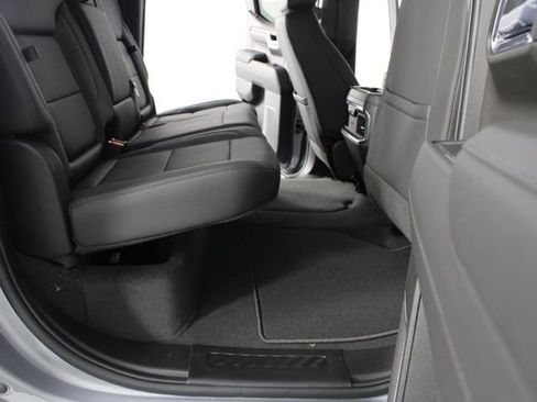 New 2026 GMC Sierra 1500 SLT image 22