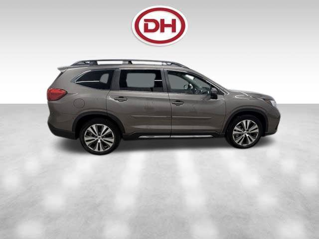 Used 2022 Subaru Ascent Limited w/ Technology Package AWD/4WD image 2