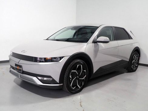 Used 2024 Hyundai Ioniq 5 SEL AWD/4WD image 9
