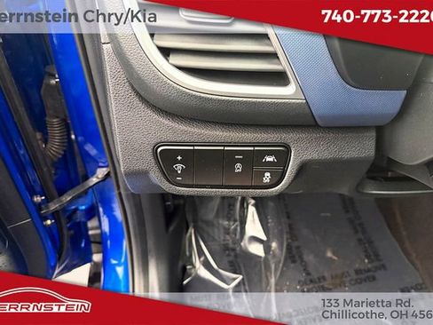 Used 2021 Kia Seltos S AWD/4WD image 6