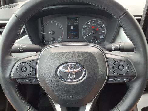 Used 2025 Toyota Corolla SE FWD image 12