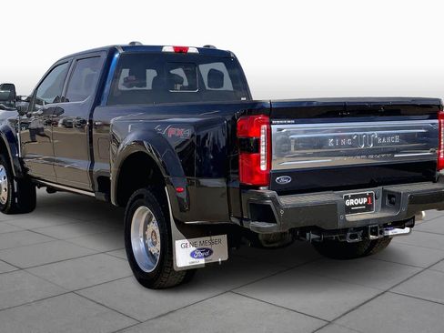 Certified 2025 Ford F450 King Ranch w/ FX4 Off-Road Package image 12