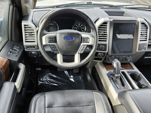 Used 2016 Ford F150 Lariat image 30